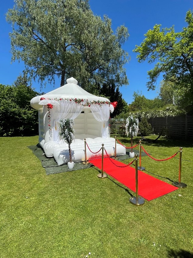 Hüpfburg Hochzeit